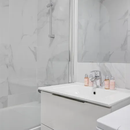 Emilie - Luxe Au Coeur De Apartmán